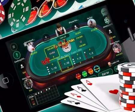 Tai game danh bai online tren dien thoai từ nhà cái Vi68