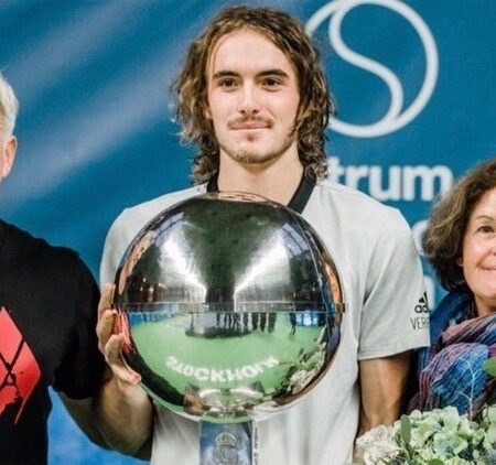 Tiểu sử Stefanos Tsitsipas: Hành trình thi đấu nỗ lực